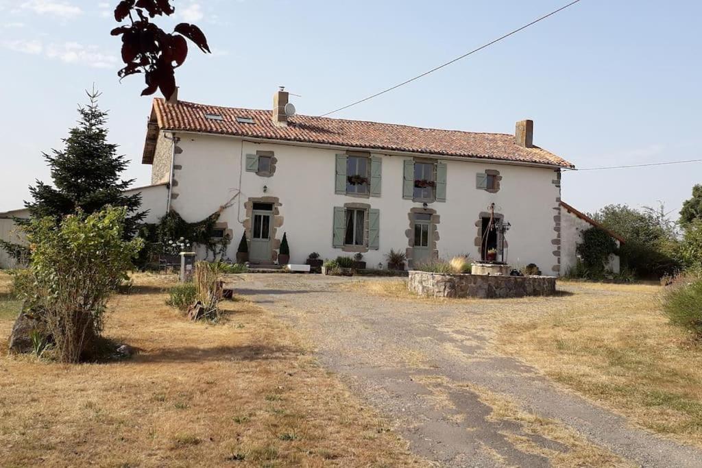 Amailloux Le Magnoux Peaceful Retreat B&B 외부 사진